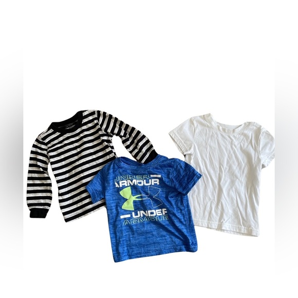 COPY - Bundle of 3 pieces boys comfy tops 18 months - Picture 1 of 4